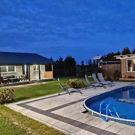 Domek Parterowy Apartamentowy Ostoja Ревал Екстериор снимка