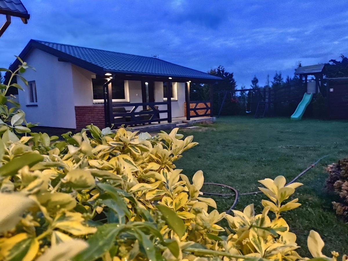 Domek Parterowy Apartamentowy Ostoja Ревал Екстериор снимка